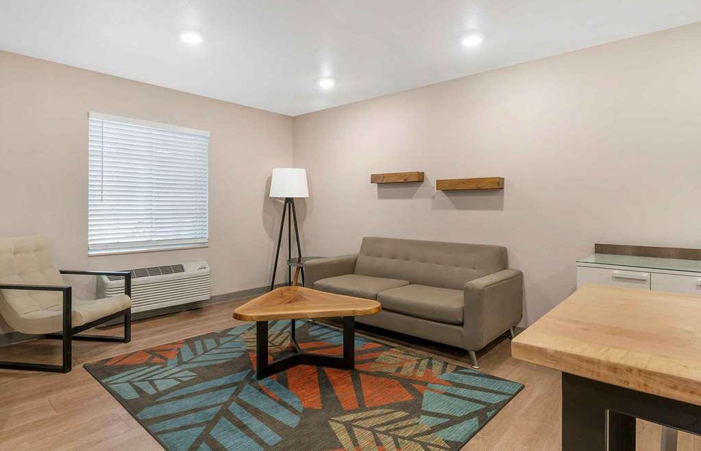 Extended Stay America Select Suites - Louisville - Airport Interior foto